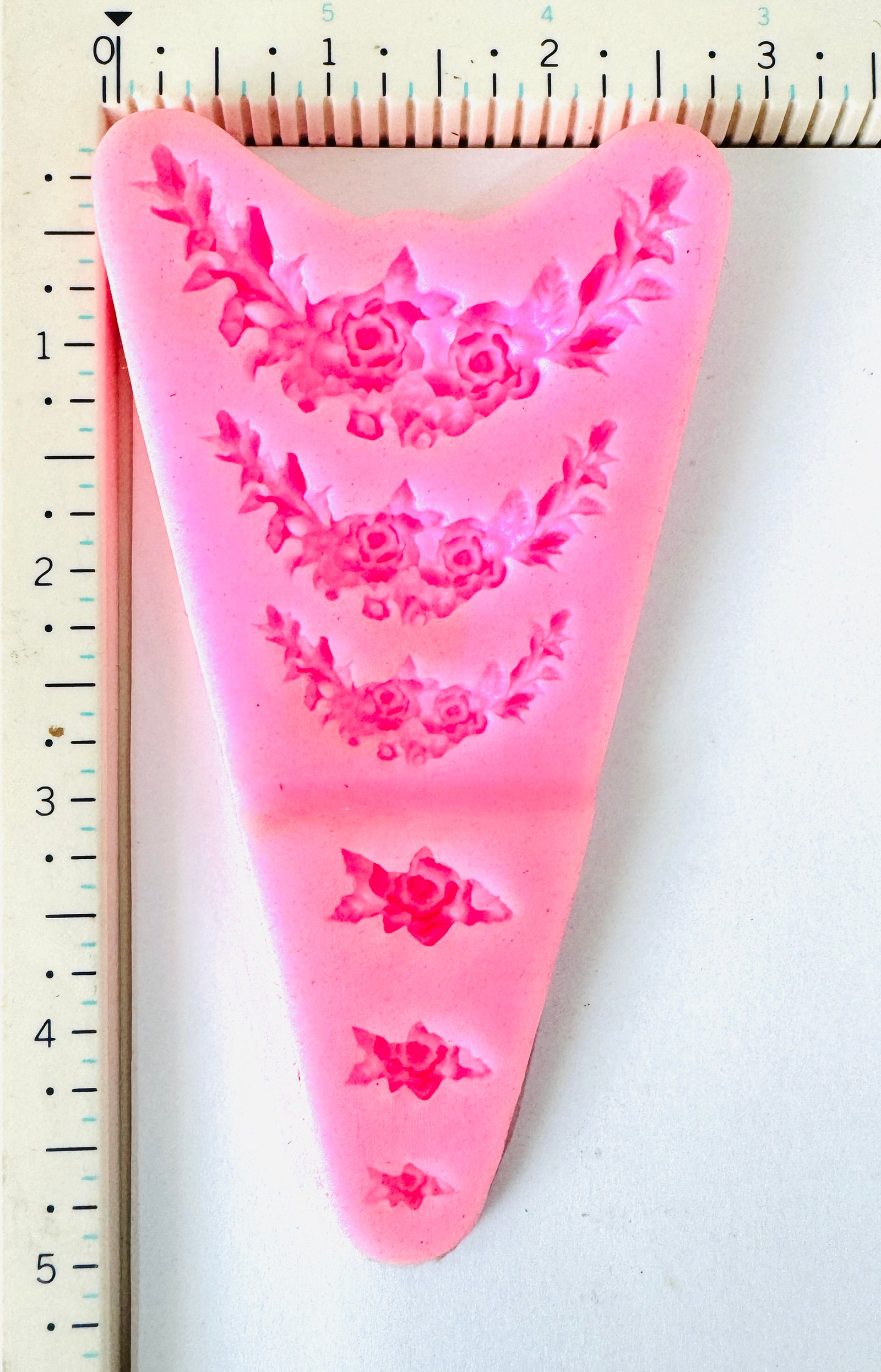 Floral Garland Cone Silicone Mould