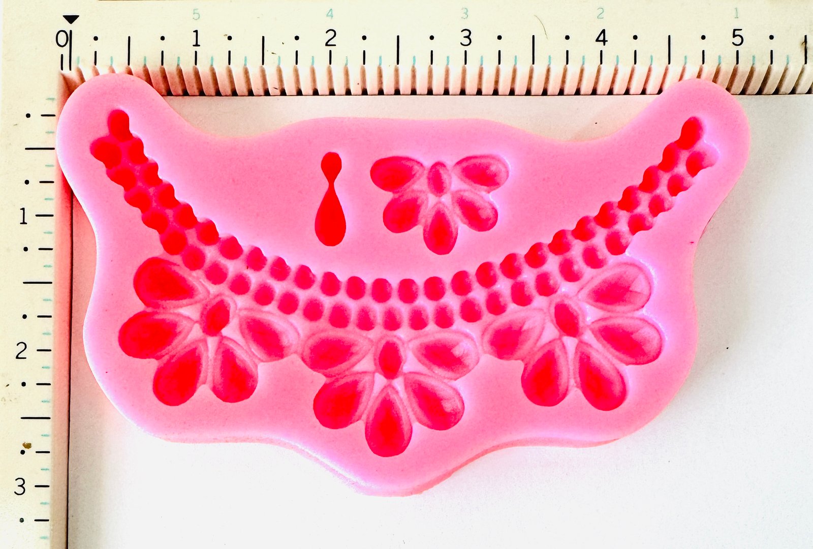 Floral Necklace / Jewellery Border Silicone Mould